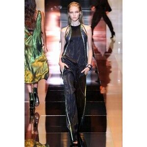 RUNWAY.  Gucci Spring/Summer 2014 Collection black jumpsuit  US4, IT40